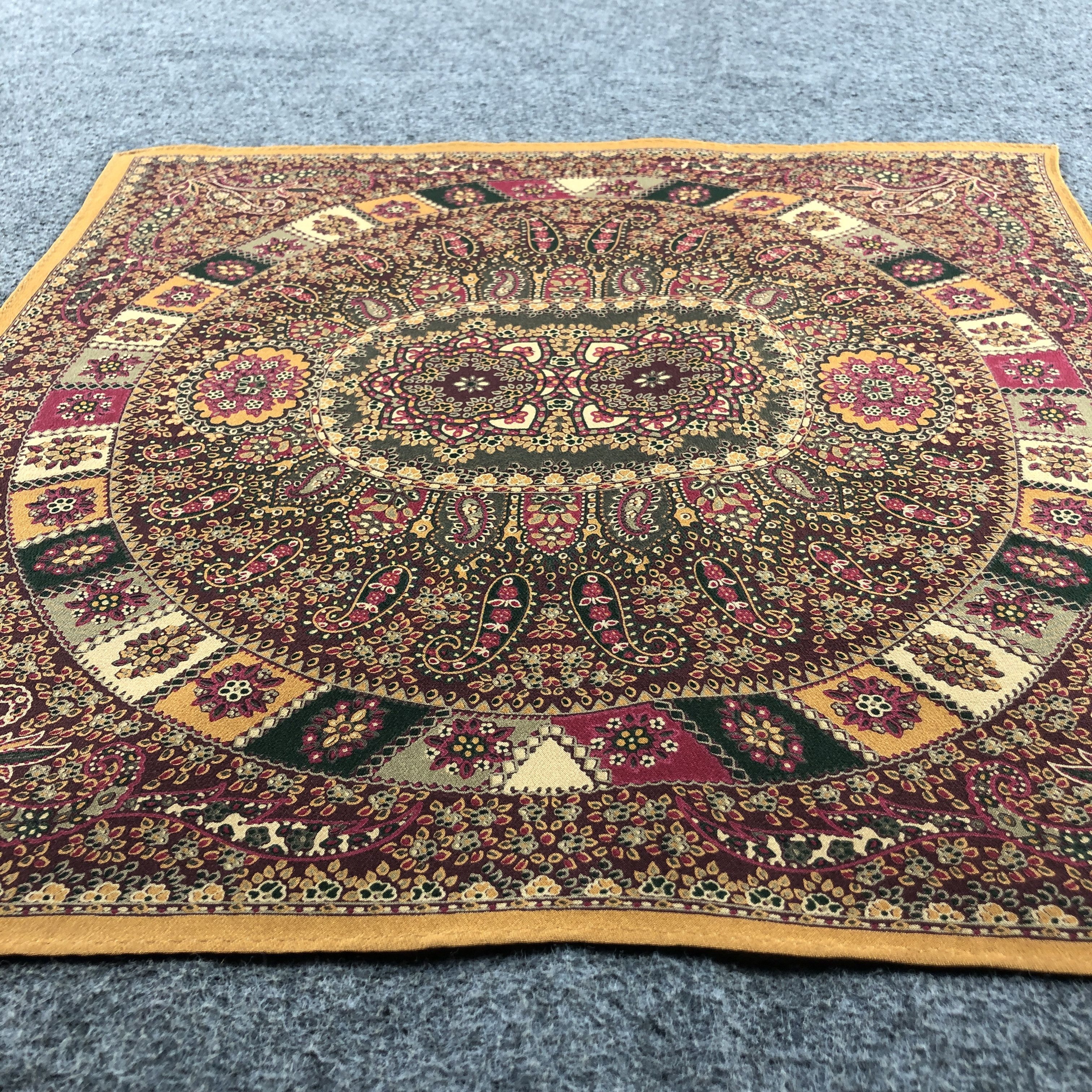 Vintage Vintage Paisley Silk Handkerchief Bandana H2778 Size ONE SIZE - 3 Thumbnail