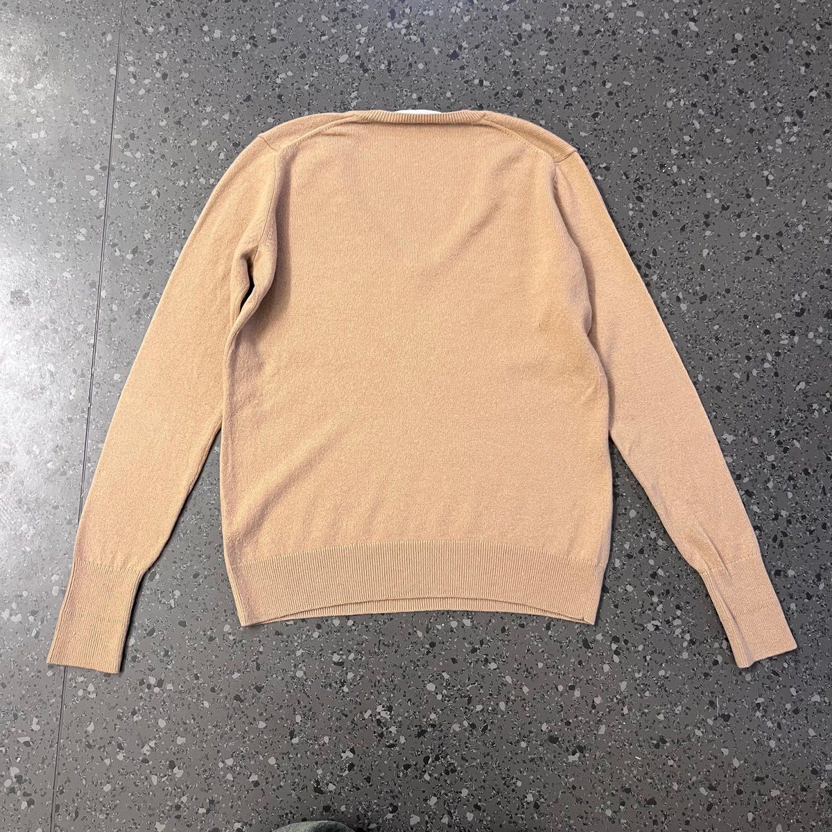 Everlane Everlane Cashmere V-Neck Sweater Camel S Size US S / EU 44-46 / 1 - 2 Thumbnail