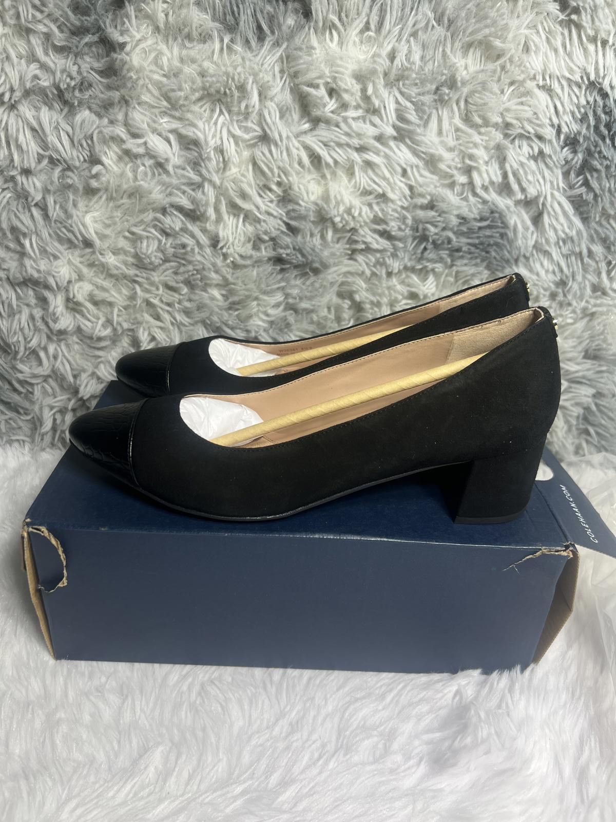 Cole Haan Cole Haan Black Low Block Heel Pumps with Croc-Embossed Toe Size US 7.5 / IT 37.5 - 1 Thumbnail