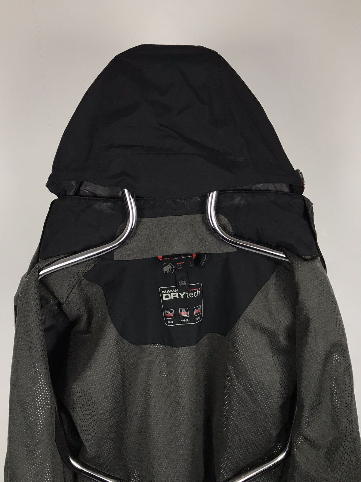Mammut Men’s L/52,Mammut DryVent Waterproof,Windbreaker Jacket Size US L / EU 52-54 / 3 - 7 Thumbnail
