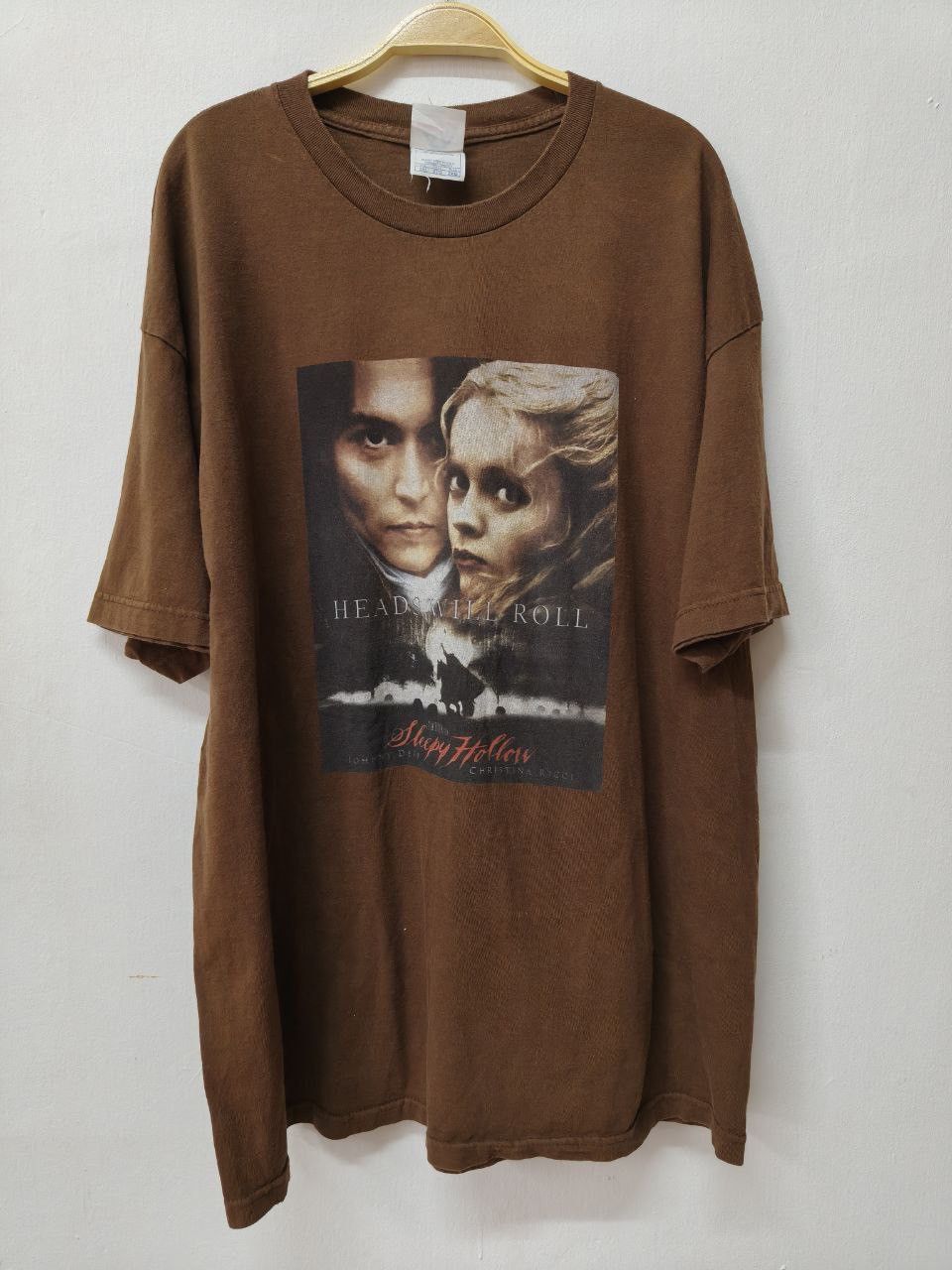 Vintage Sleepy Hollow Movie Tshirt Size US XXL / EU 58 / 5 - 1 Thumbnail