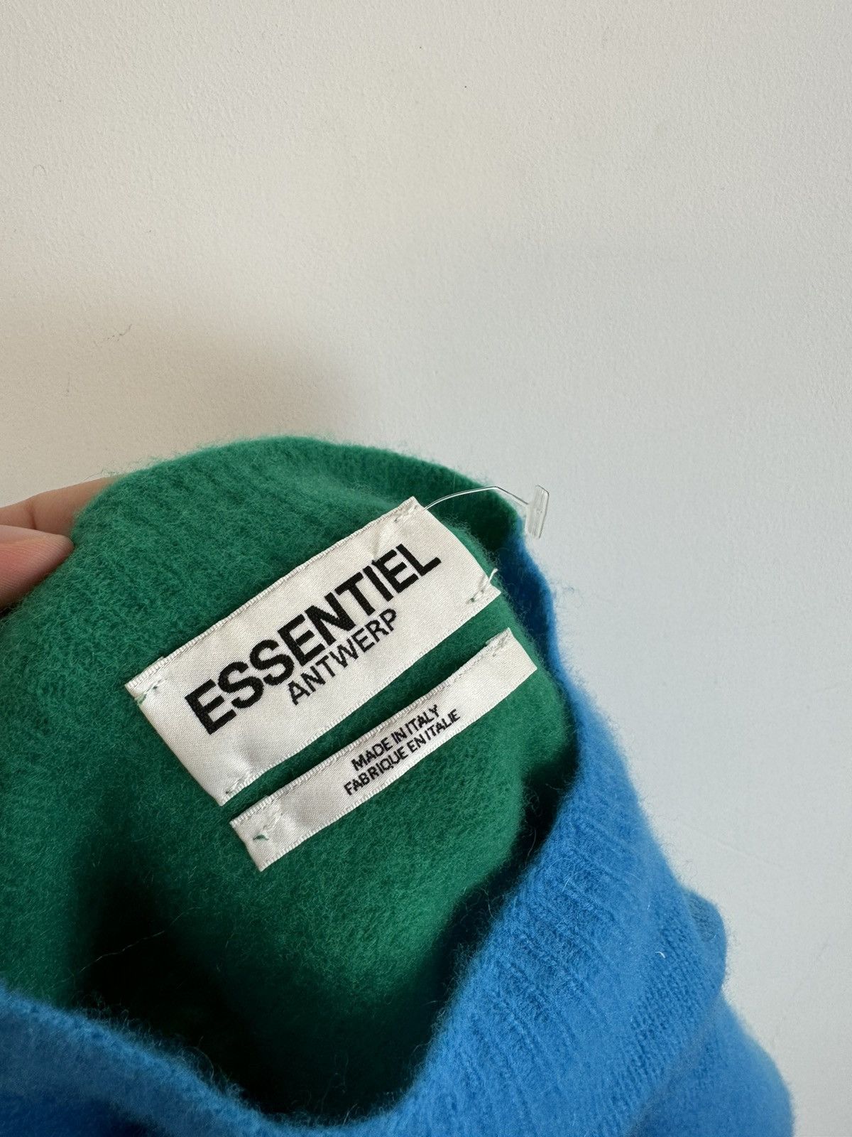 Essentiel Antwerp Essentiel Antwerp Made in Italy 2 Sides Colour Sweater Size S / US 4 / IT 40 - 4 Thumbnail
