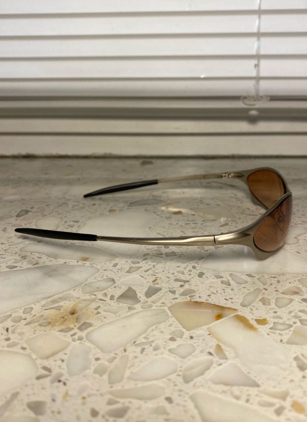 Oakley Vintage Gold Oakley Sunglasses Size ONE SIZE - 6 Thumbnail