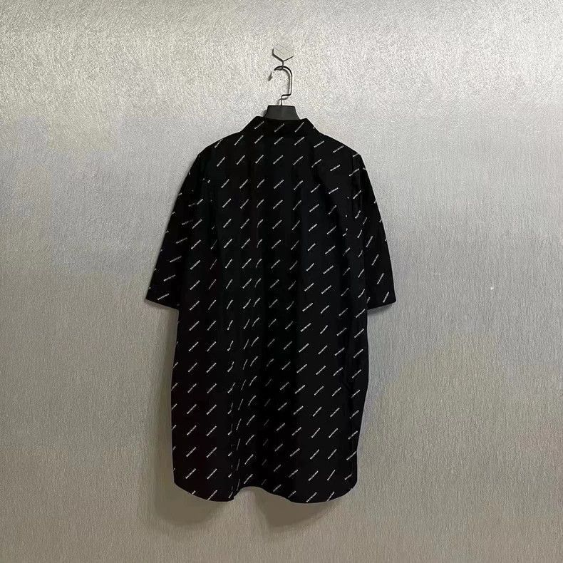Balenciaga Balenciaga Short Sleeve Printed Shirt OS 38-2505 Size US M / EU 48-50 / 2 - 2 Thumbnail