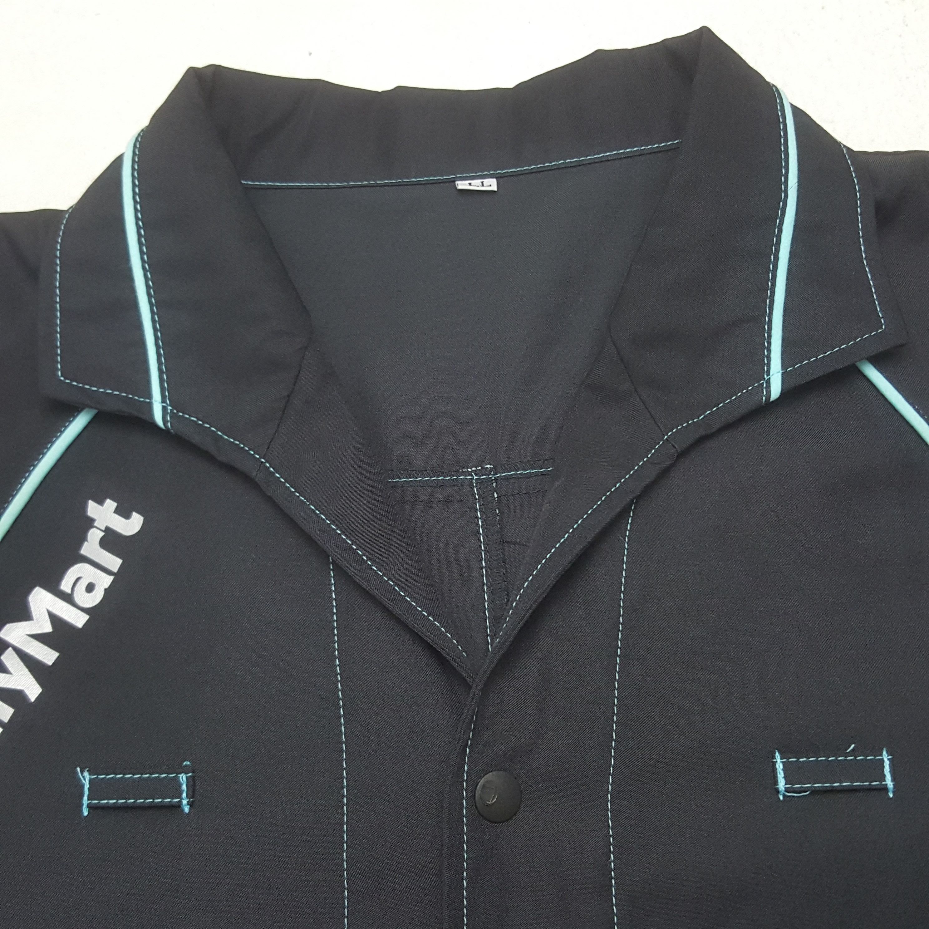Japanese Brand Vintage Family Mart Worker Uniform Jacket Size US L / EU 52-54 / 3 - 4 Thumbnail