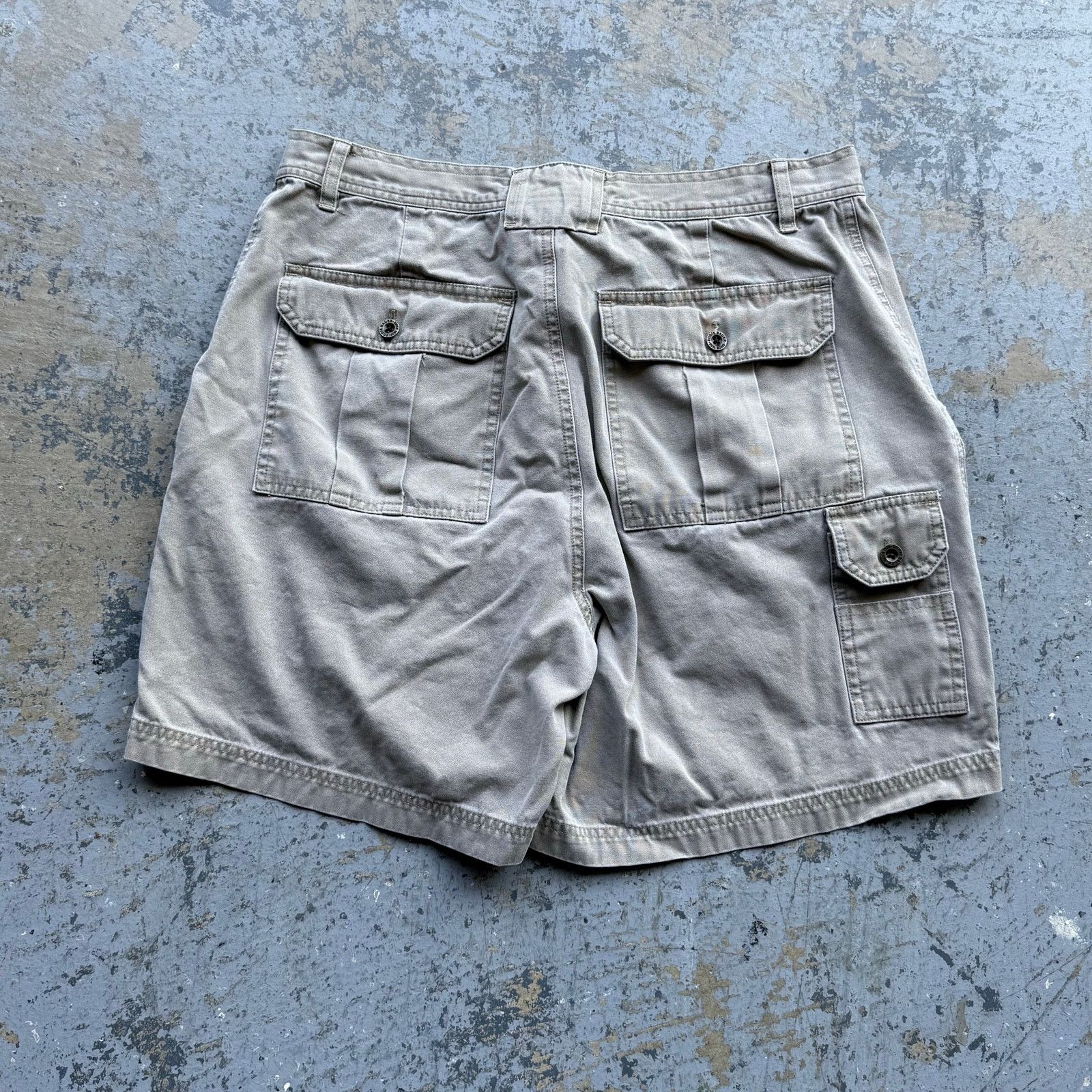 Eddie Bauer Vintage Eddie Bauer Cargo Shorts Size US 33 - 2 Thumbnail