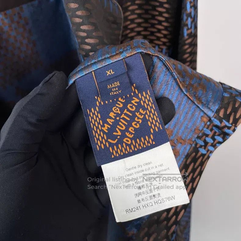 Louis Vuitton Louis Vuitton Fei Dong Xiu Blue Checkerboard Logo Long Sle Size US XL / EU 56 / 4 - 6 Thumbnail
