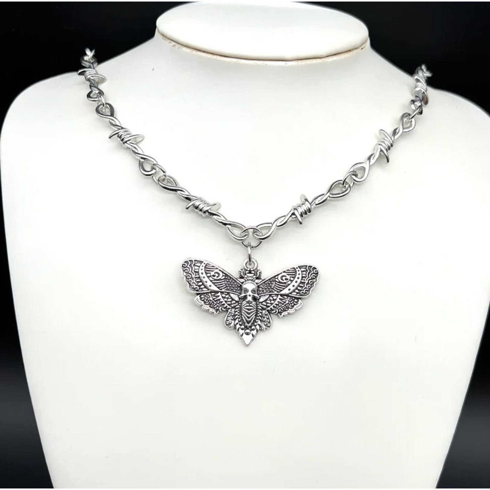 Jewelry Necklace Spike Post Barb Wire Punk Butterfly Chain Size ONE SIZE - 1 Thumbnail