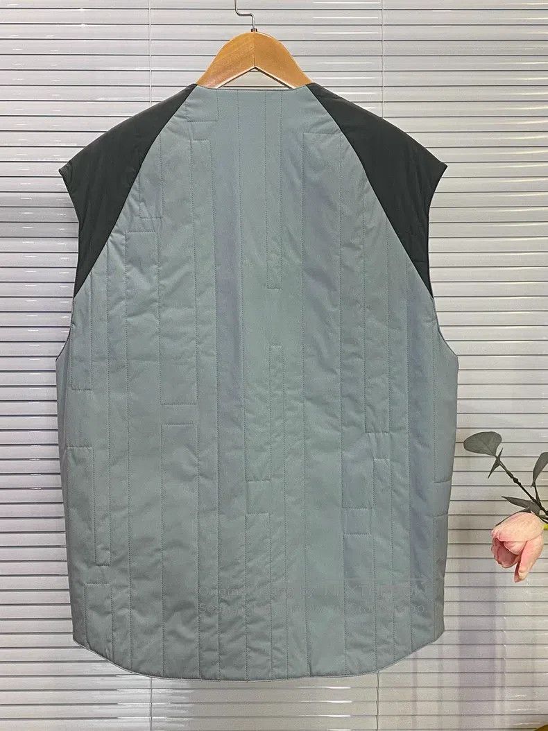 Hermes Hermes Patchwork zipper V-neck vest, color block design, l Size US S / EU 44-46 / 1 - 2 Thumbnail