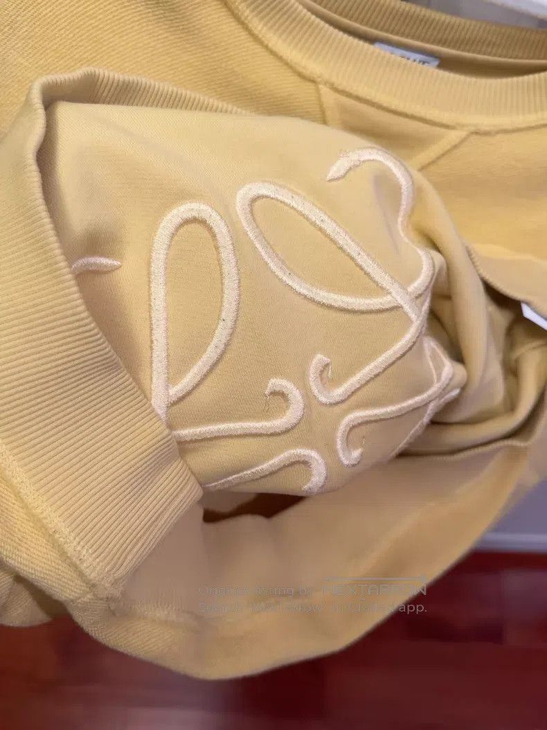 Loewe Loewe Yellow embroidered logo sweatshirt Size XS / US 0-2 / IT 36-38 - 5 Thumbnail