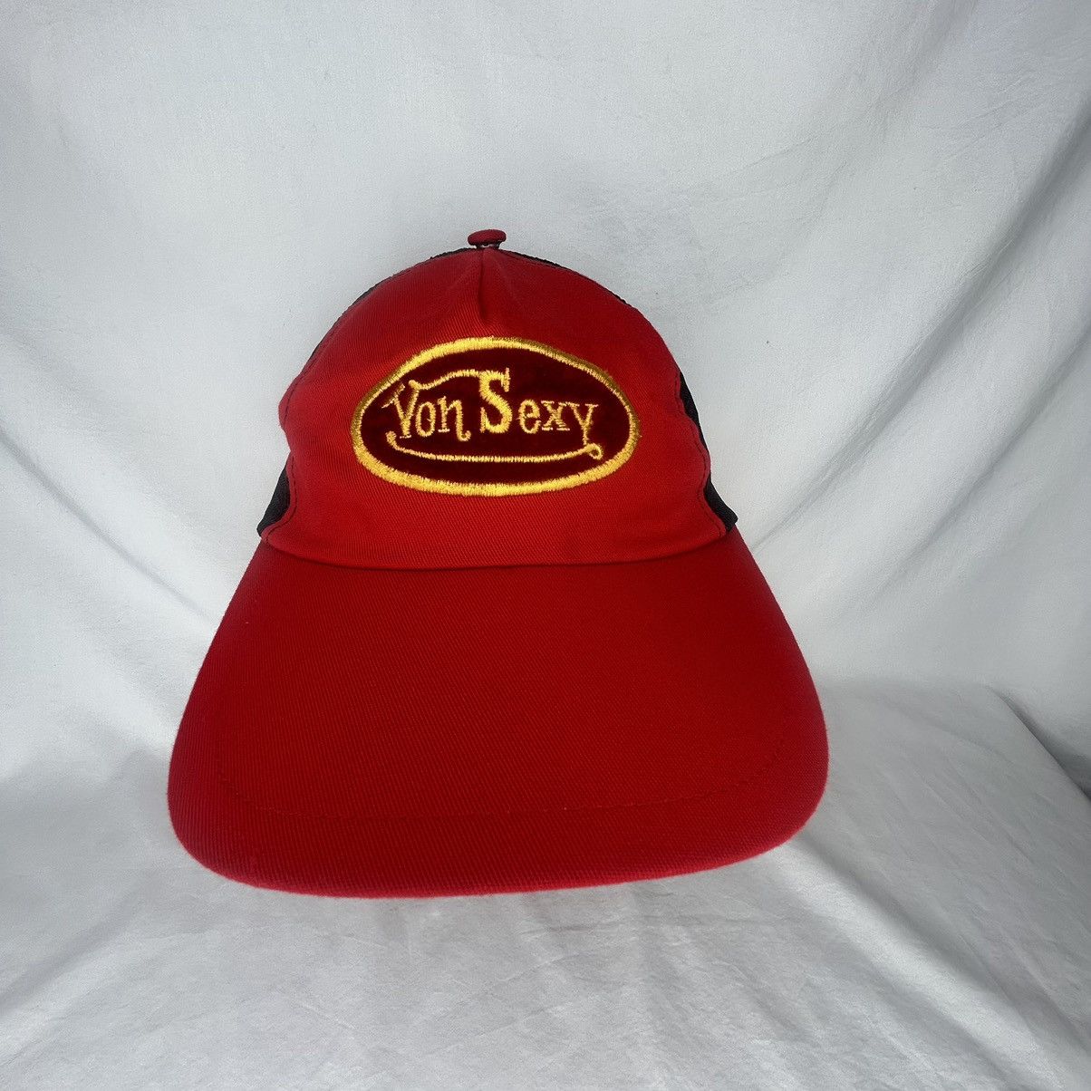 Von Dutch Vtg 90’s Von Dutch Inspired Von Sexy Trucker SnapBack Hat Size ONE SIZE - 1 Thumbnail