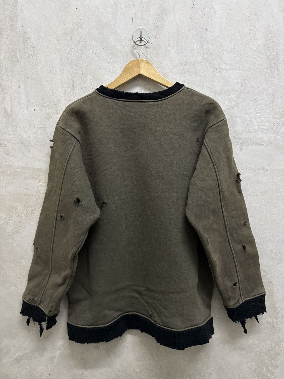 Vintage Sun Faded “Individualism” Thrashed Sweatshirt Size US M / EU 48-50 / 2 - 4 Thumbnail
