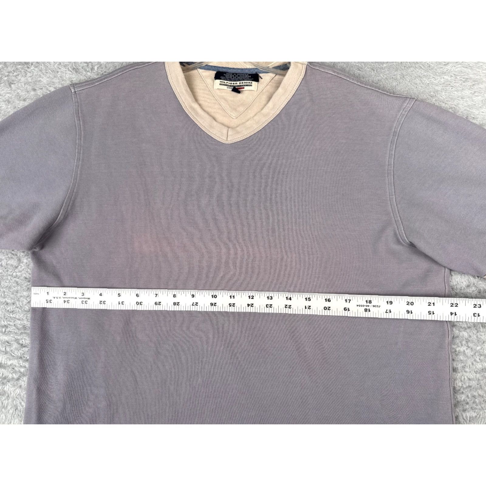 Tommy Hilfiger Tommy Hilfiger Shirt Adult Large Gray V-Neck Short Sleeve Cotton Blend Size US L / EU 52-54 / 3 - 7 Thumbnail