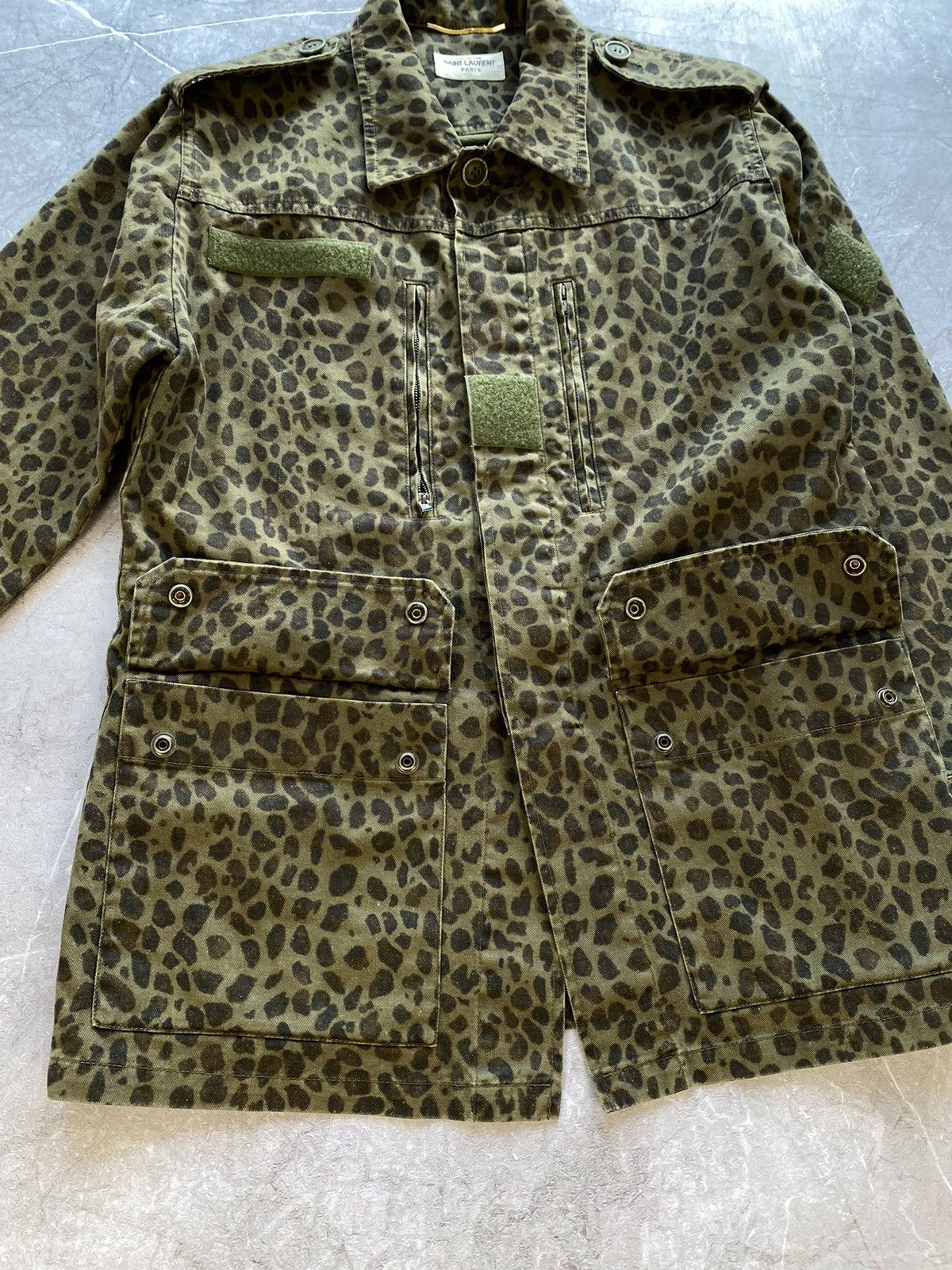 Saint Laurent Paris × Yves Saint Laurent Rare Saint Laurent Paris Leopard Print Military Jacket Y2K Size US M / EU 48-50 / 2 - 9 Thumbnail