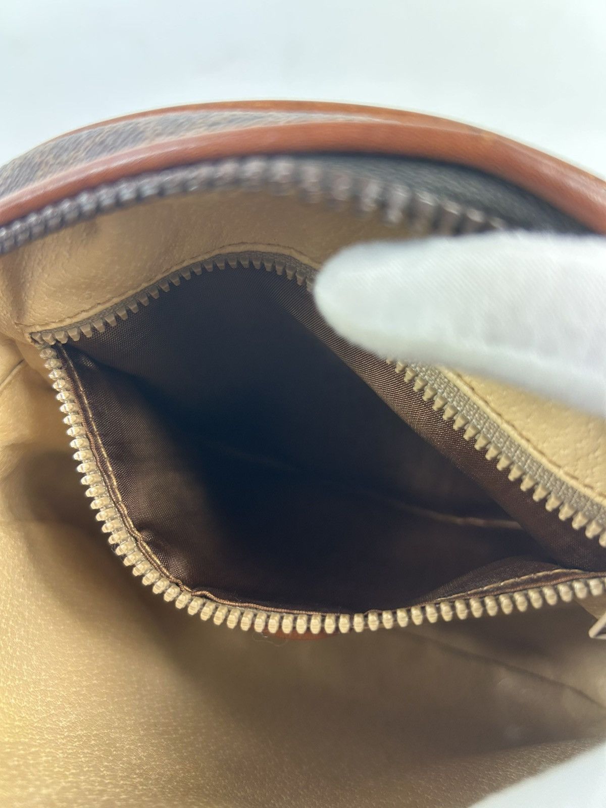 Celine Celine Macadam Leather Bow Crossbody Bag Size ONE SIZE - 9 Thumbnail