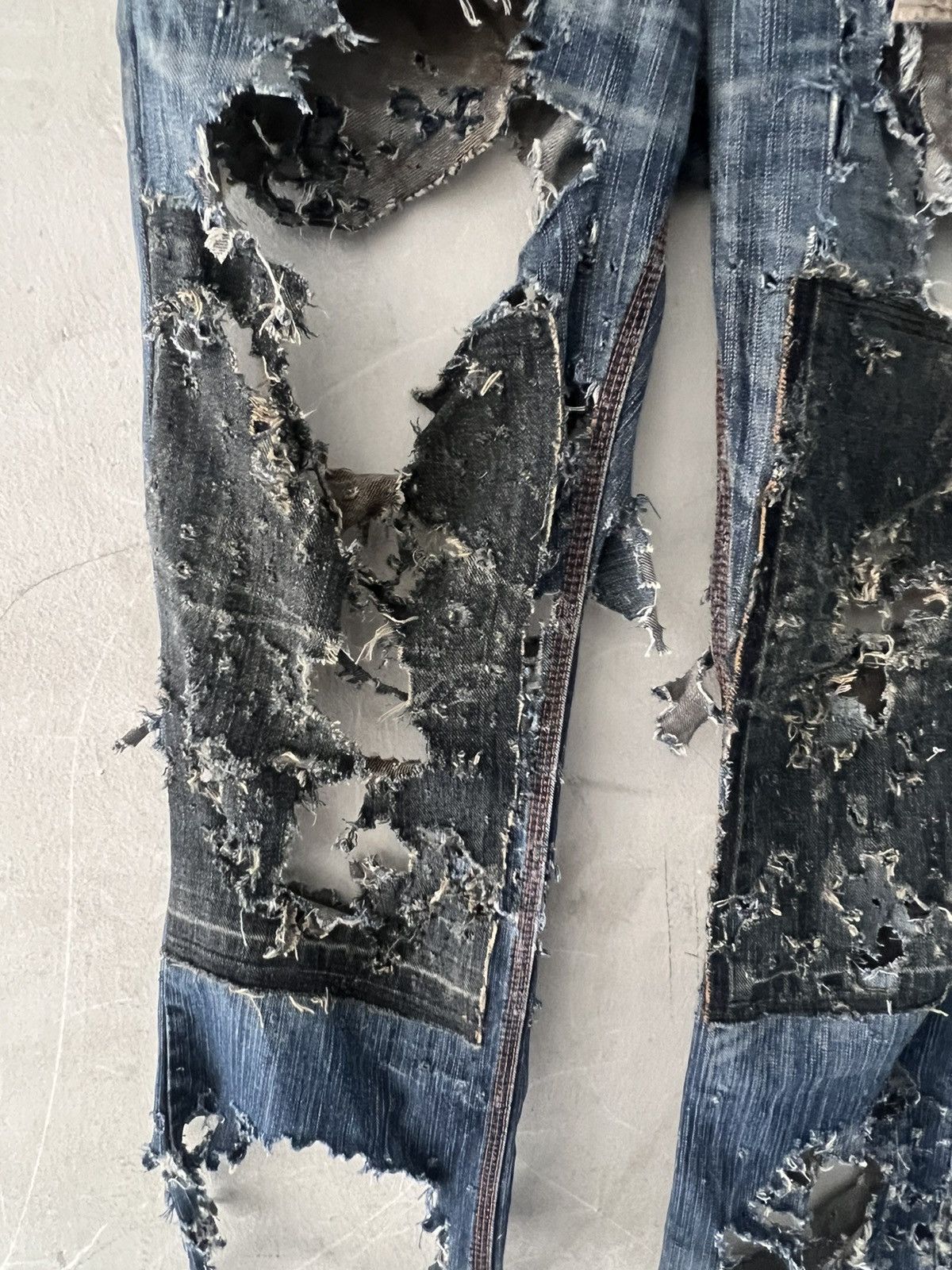 Japanese Brand MUGATAMUGARU THRASHED🔥EDWIN FLARE RIPPED DENIM PANT Size US 32 / EU 48 - 4 Thumbnail