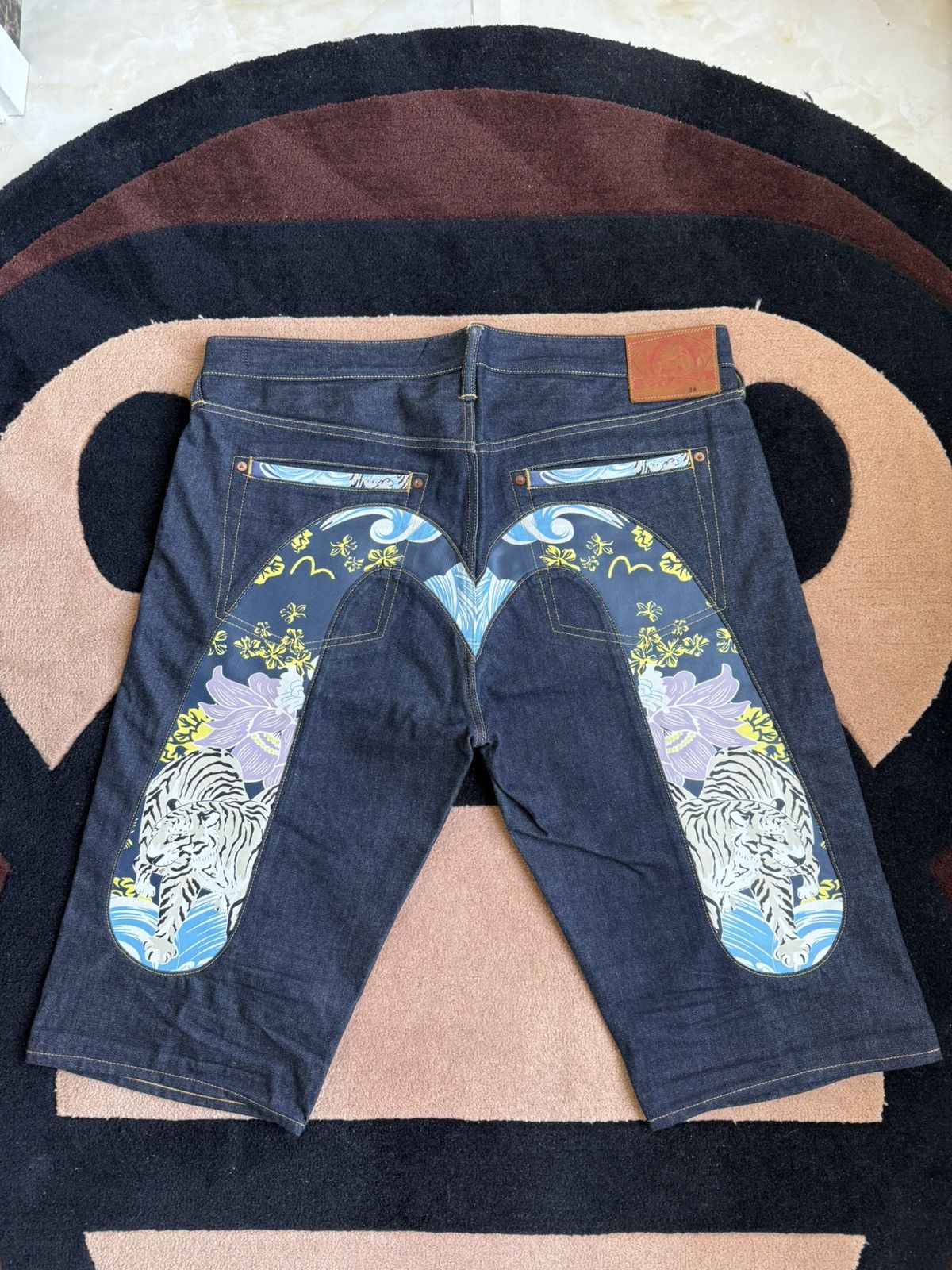 Evisu EVISU tiger in the mountains daicock denim shorts！size：38 Size US 38 / EU 54 - 1 Thumbnail