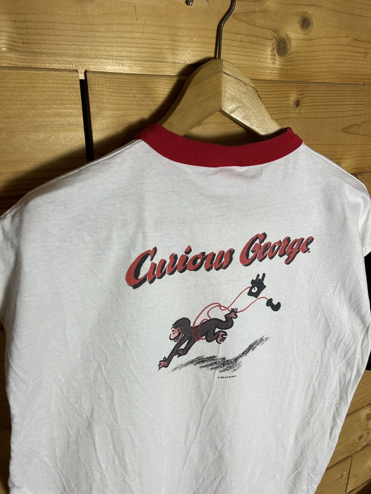 Vintage Vintage 1995 Curious George Murina shirt Size US XL / EU 56 / 4 - 12 Thumbnail