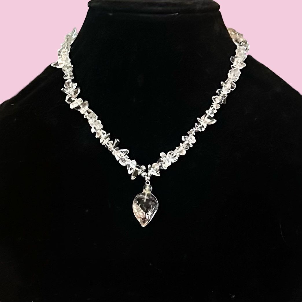 Vintage Vintage clear glass bead chip pendant necklace Size ONE SIZE - 1 Thumbnail