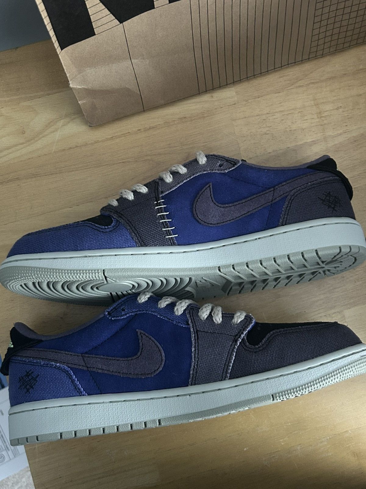 Jordan Brand Jordan 1 Voodoo Size US 9.5 / EU 42-43 - 3 Thumbnail
