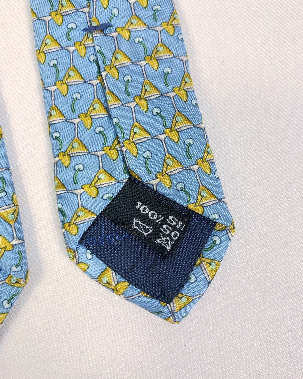 Salvatore Ferragamo Vintage Salvatore Ferragamo Cherry Martini Motive Silk Tie Size ONE SIZE - 9 Thumbnail