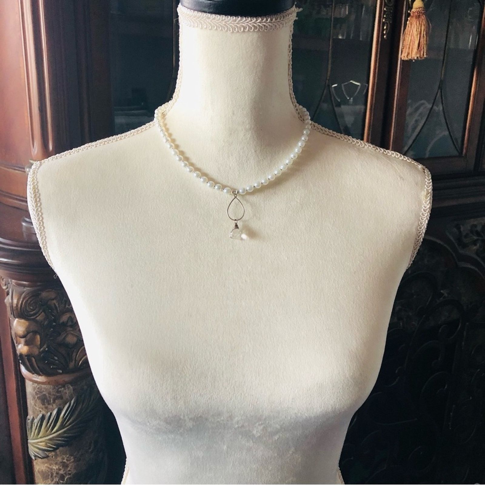 Handmade Handcrafted repurpose triangle facet crystal Pearl necklace Size ONE SIZE - 5 Thumbnail