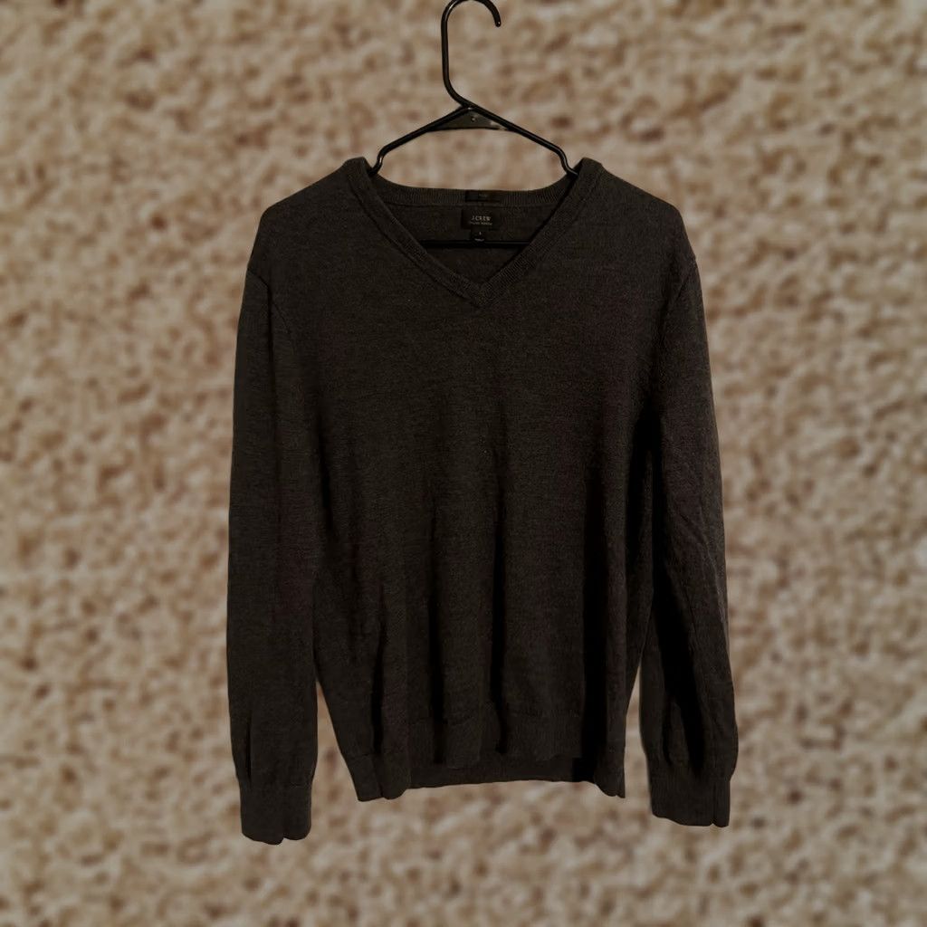 J.Crew J.Crew Slim Grey Wool V-Neck Sweater Large Mens - G8932 Size US L / EU 52-54 / 3 - 1 Thumbnail