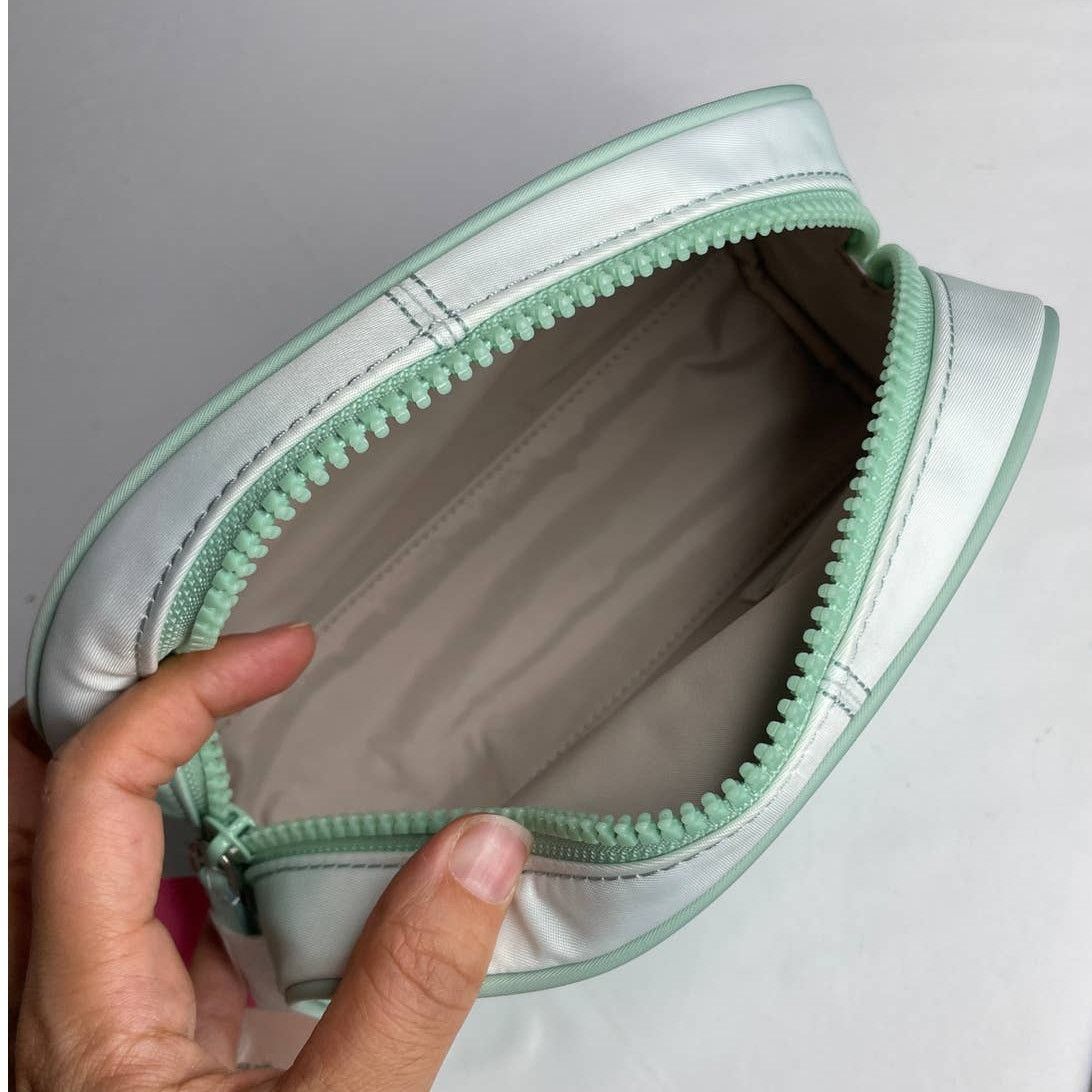 Kate Spade Kate spade Degrade Medium Dome Nylon Cosmetic Bag Fiji Green Size ONE SIZE - 4 Thumbnail