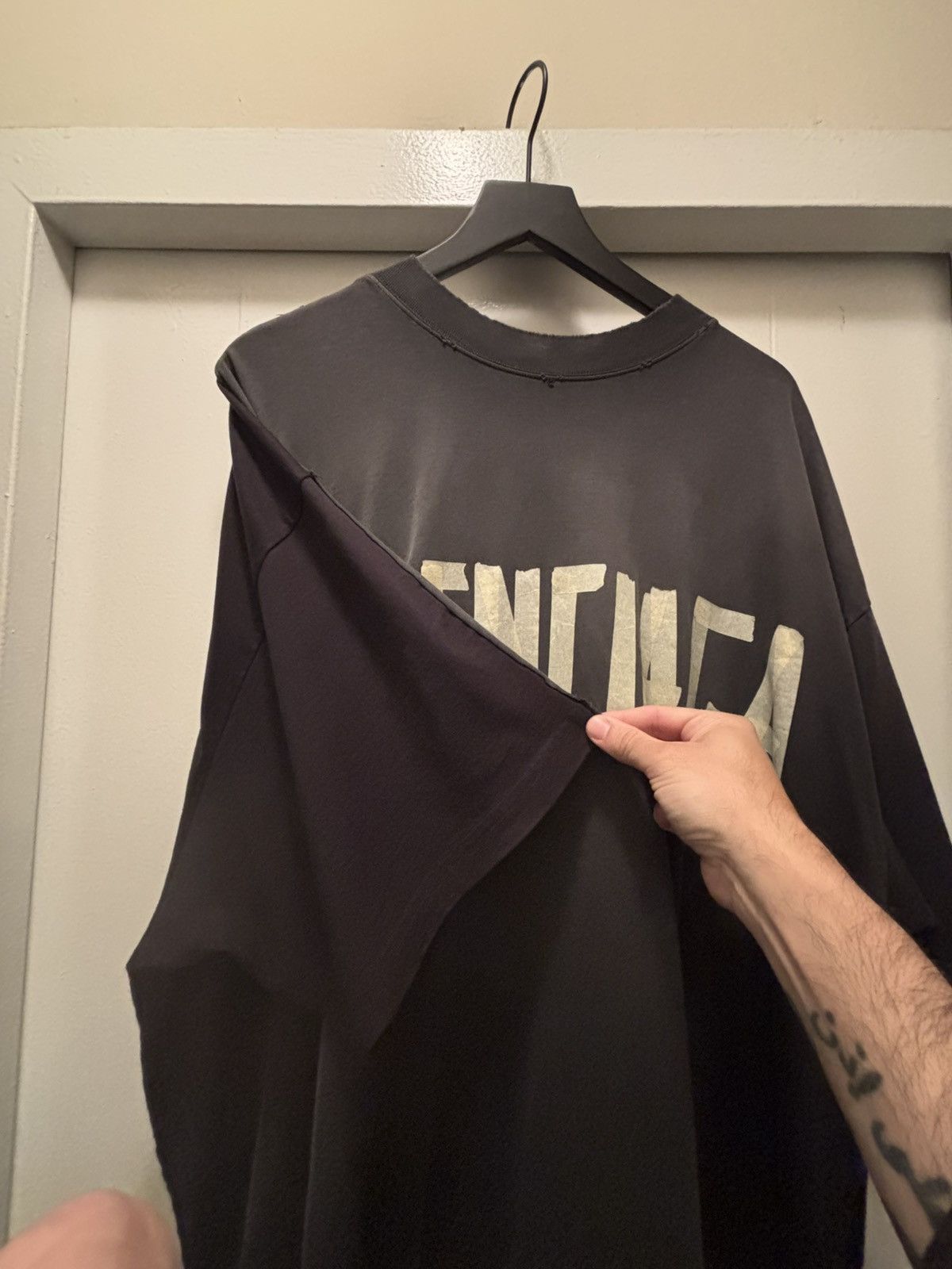 Balenciaga BALENCIAGA OVERSIZED HYBRID T-SHIRT Size US XXL / EU 58 / 5 - 4 Thumbnail