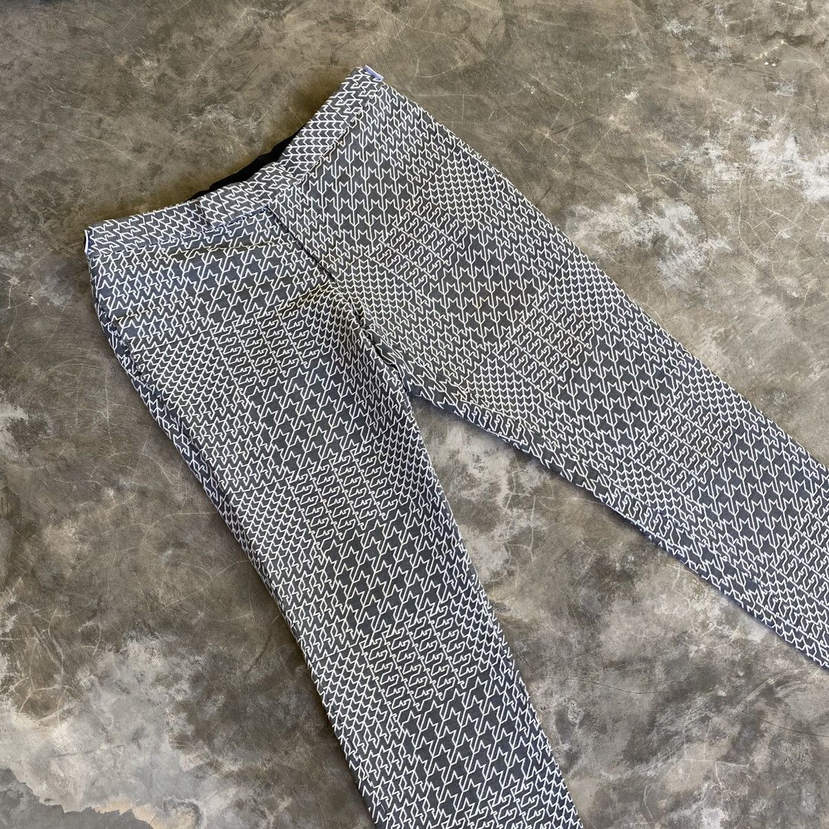Thom Browne Thom Browne Luxur Grey Embroidery Full Pants Size US 35 - 2 Thumbnail