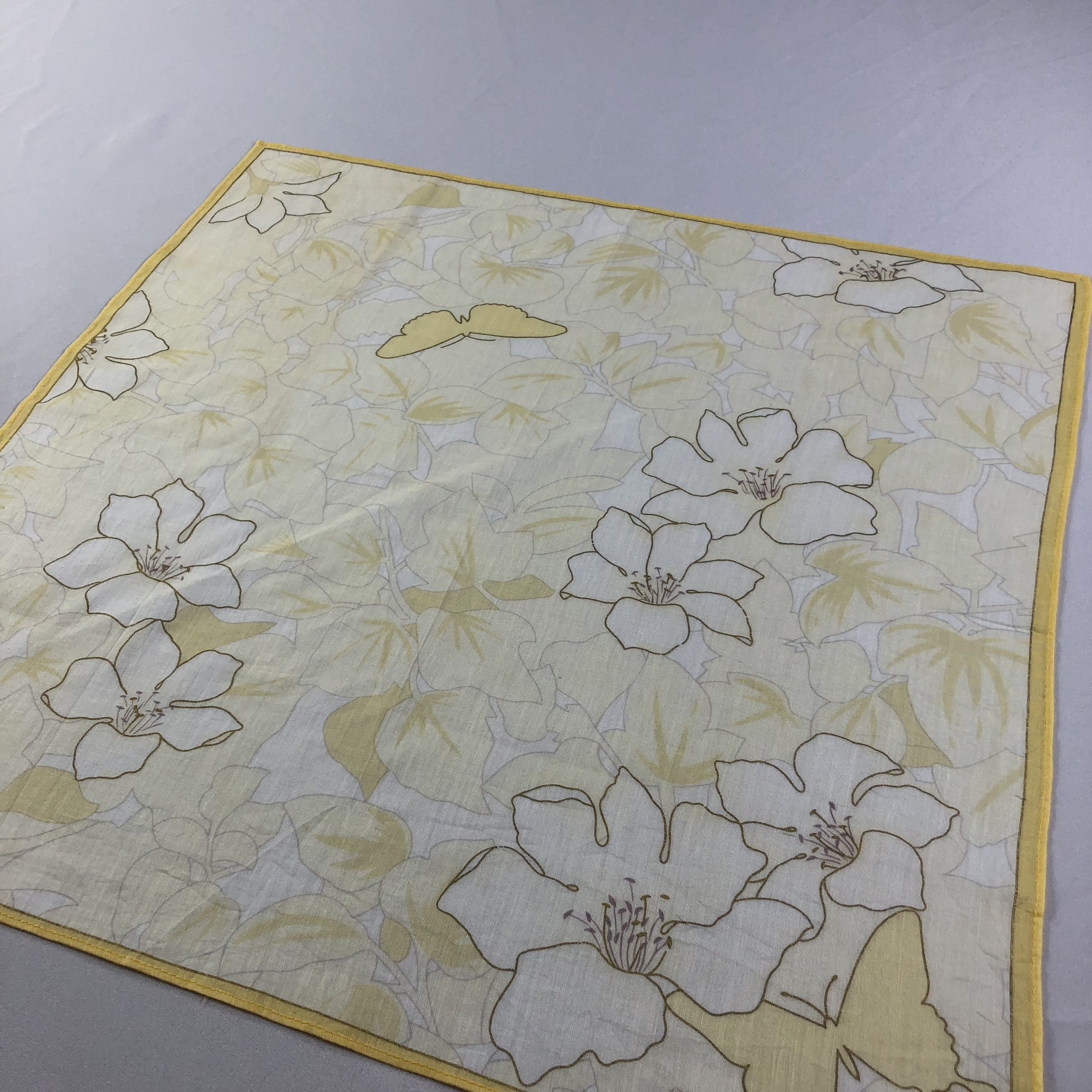 Hanae Mori × Vintage Hanae Mori Handkerchief Neckerchief Bandana H2033 Size ONE SIZE - 3 Thumbnail
