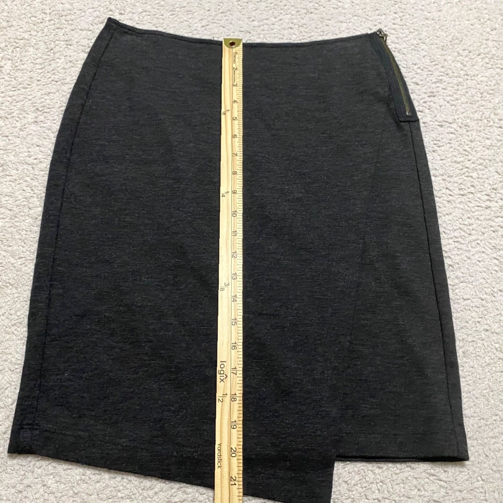 Vintage Cabi Skirt Womens 2 Gray Stretch Ponte Faux Wrap Pencil Straight & Pencil Style Fall Spring Summer 2 Gray Womens Skirt Size 26" / US 2 / IT 38 - 3 Thumbnail