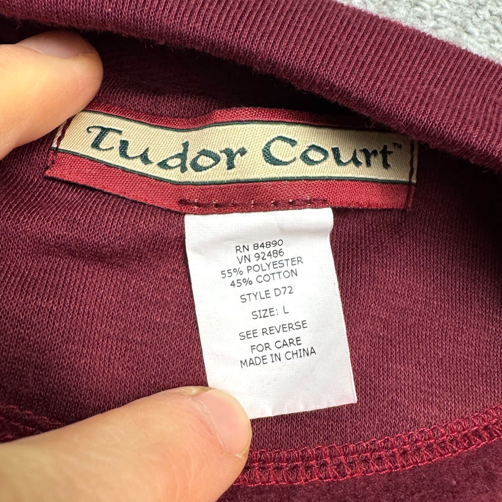 Tudor VINTAGE Tudor Court Sweatshirt - Red 90s Retro Cardigan Womens Large L - Casual All Seasons Pockets Easy Care Knit Sweatshirt Size L / US 10 / IT 46 - 4 Thumbnail