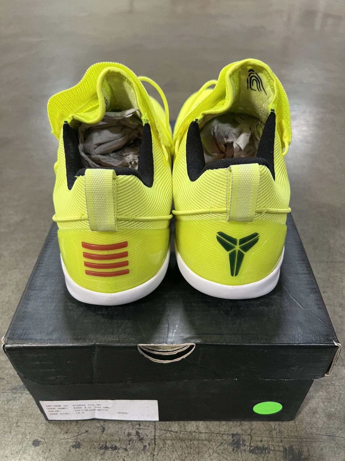 Nike Nike Kobe A.D. NXT Size US 12.5 / EU 45-46 - 2 Thumbnail