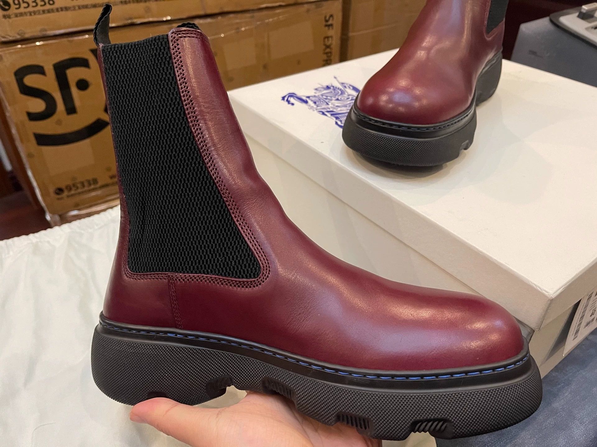 Burberry Burberry Unisex Thick-Soled Leather Boots 40/42 Deep Magenta Size US 7 / EU 40 - 3 Thumbnail