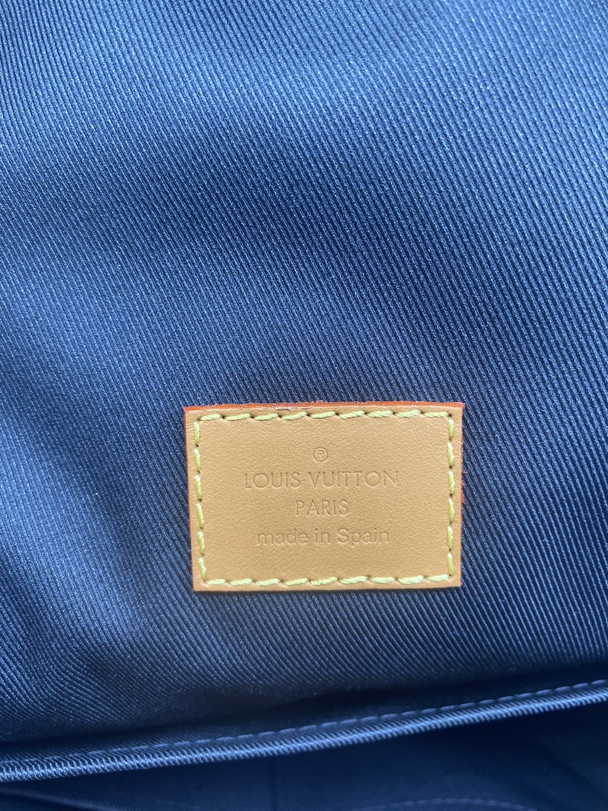 Louis Vuitton Louis Vuitton X Nigo Campus Backpack Size ONE SIZE - 8 Thumbnail