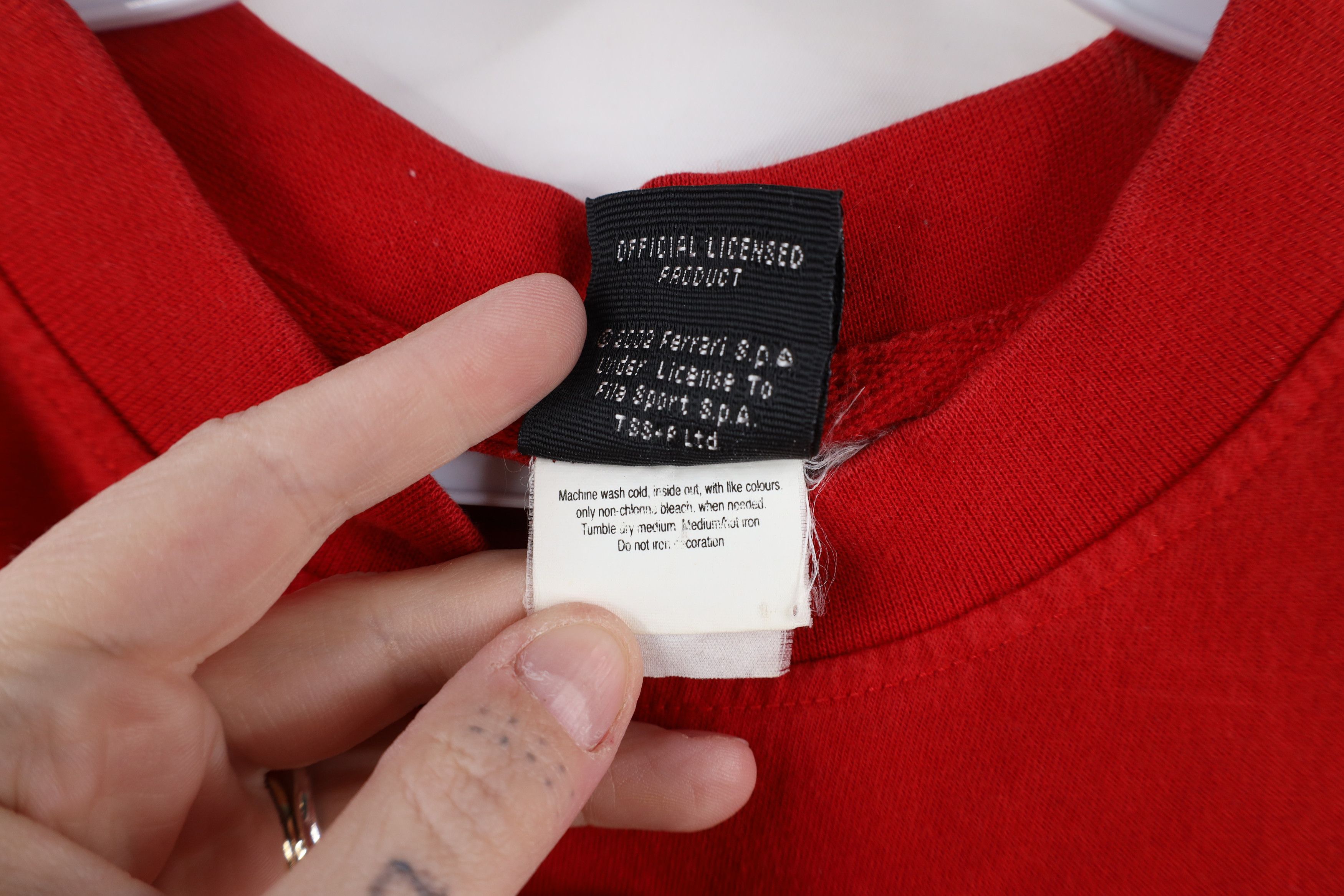 Ferrari × Vintage Vintage Y2K 2002 Scuderia Ferrari Racing One F1 T-Shirt Red Size US S / EU 44-46 / 1 - 9 Thumbnail