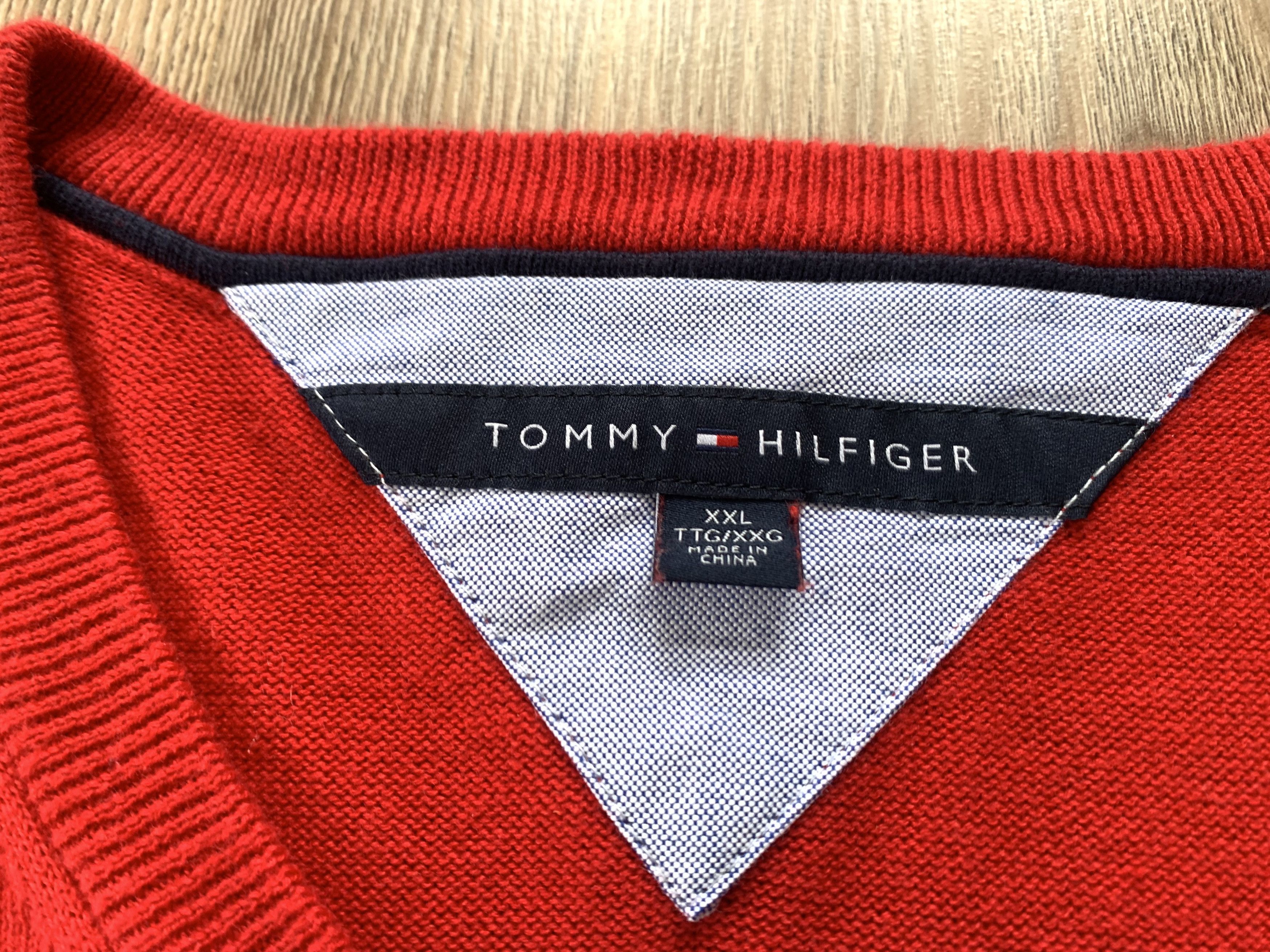 Tommy Hilfiger Tommy Hilfiger Cotton Red V Neck Sweater Size US XXL / EU 58 / 5 - 5 Thumbnail