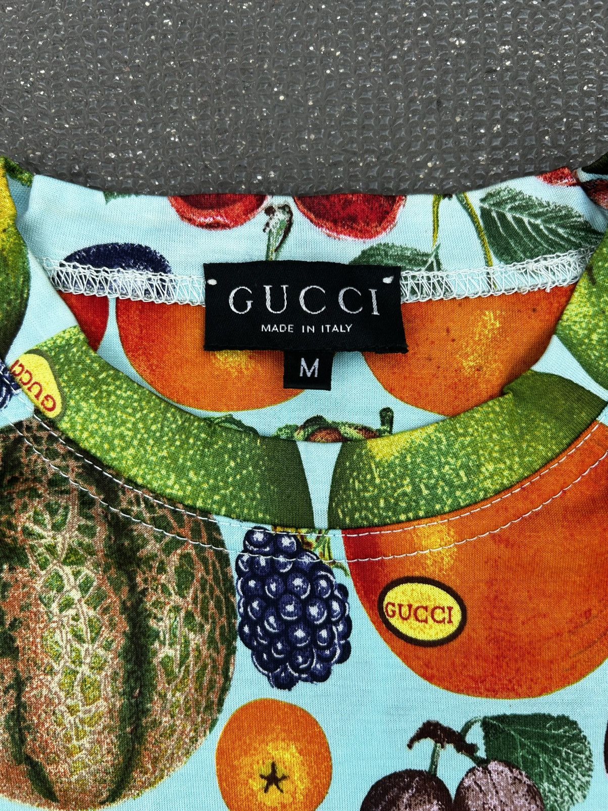 Gucci Gucci Tom Ford 1995 Fruits Tshirt Size US M / EU 48-50 / 2 - 3 Thumbnail