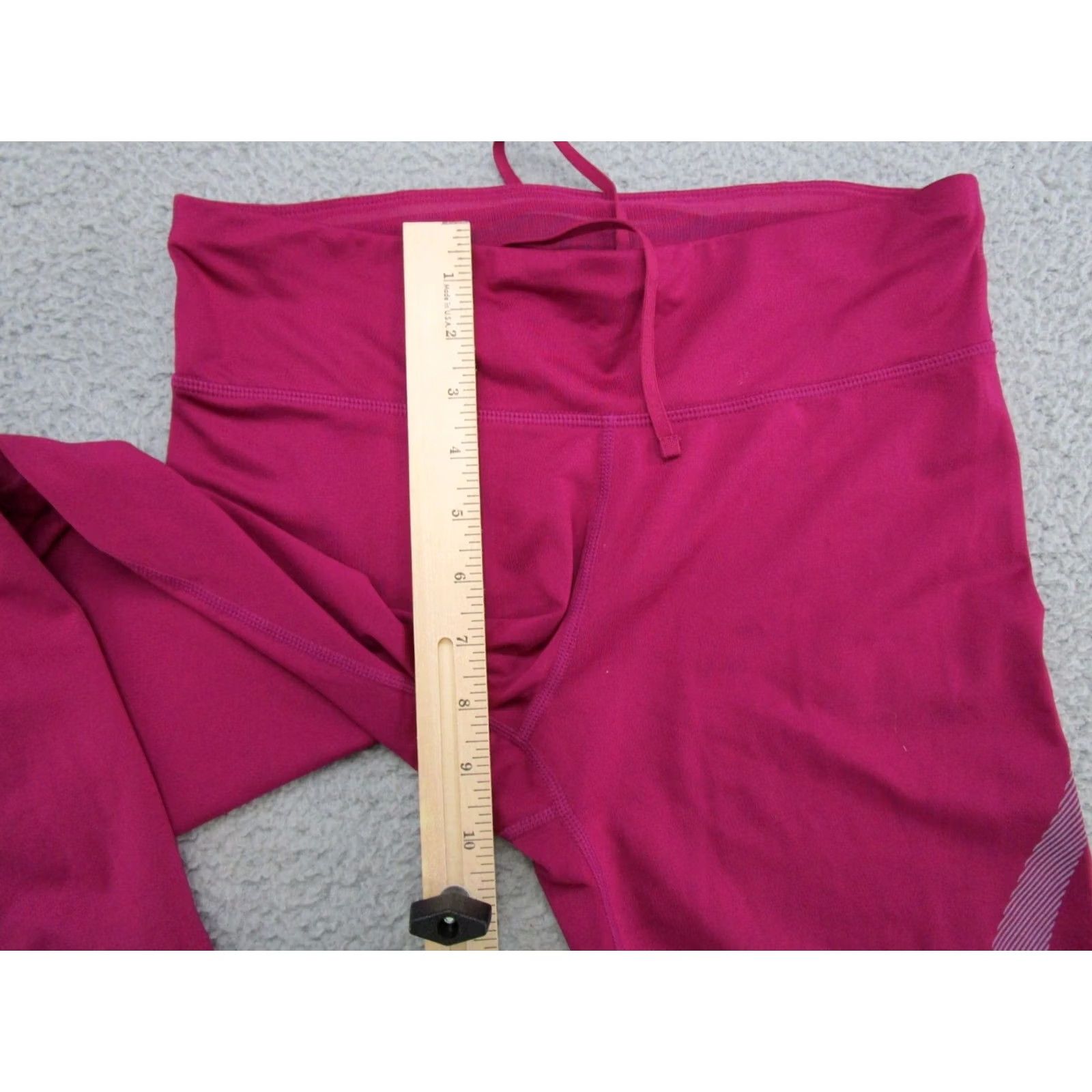 Nike Nike Dri Fit Women's Pink Cropped Leggings Size M | Big Swoosh, Yoga & Training, Cross Training, Gym & Training Size 32" / US 10 / IT 46 - 7 Thumbnail