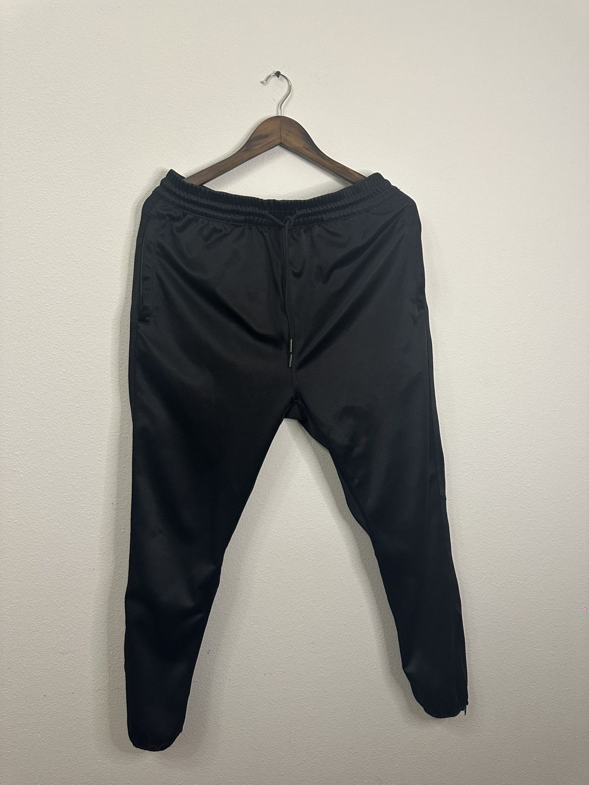 Publish Publish Jogger Pants Black Size 32 Good Condition Size US 32 / EU 48 - 1 Thumbnail