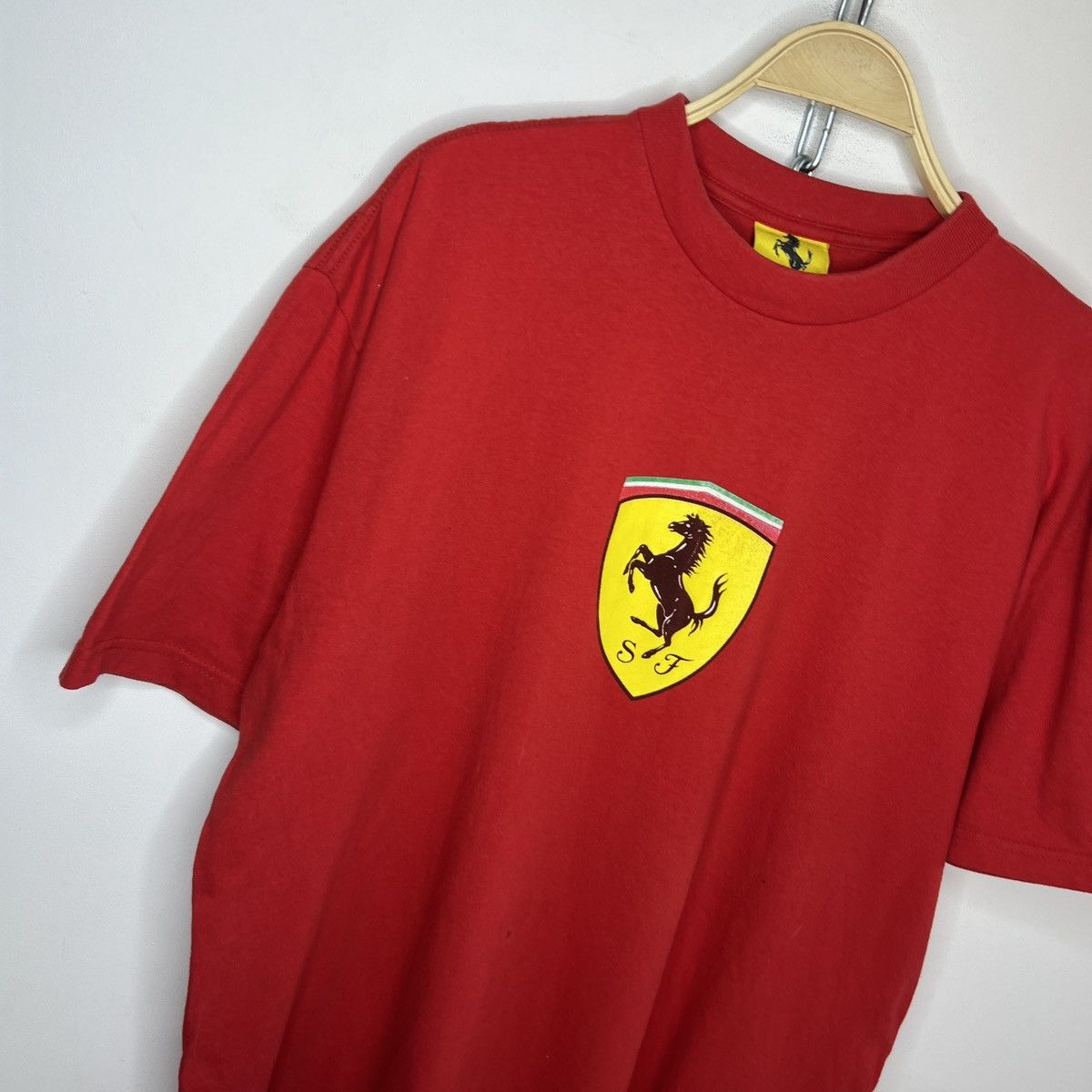 Ferrari Ferrari Logo Crest T-Shirt Racing VTG 90s Cars Size US XL / EU 56 / 4 - 4 Thumbnail