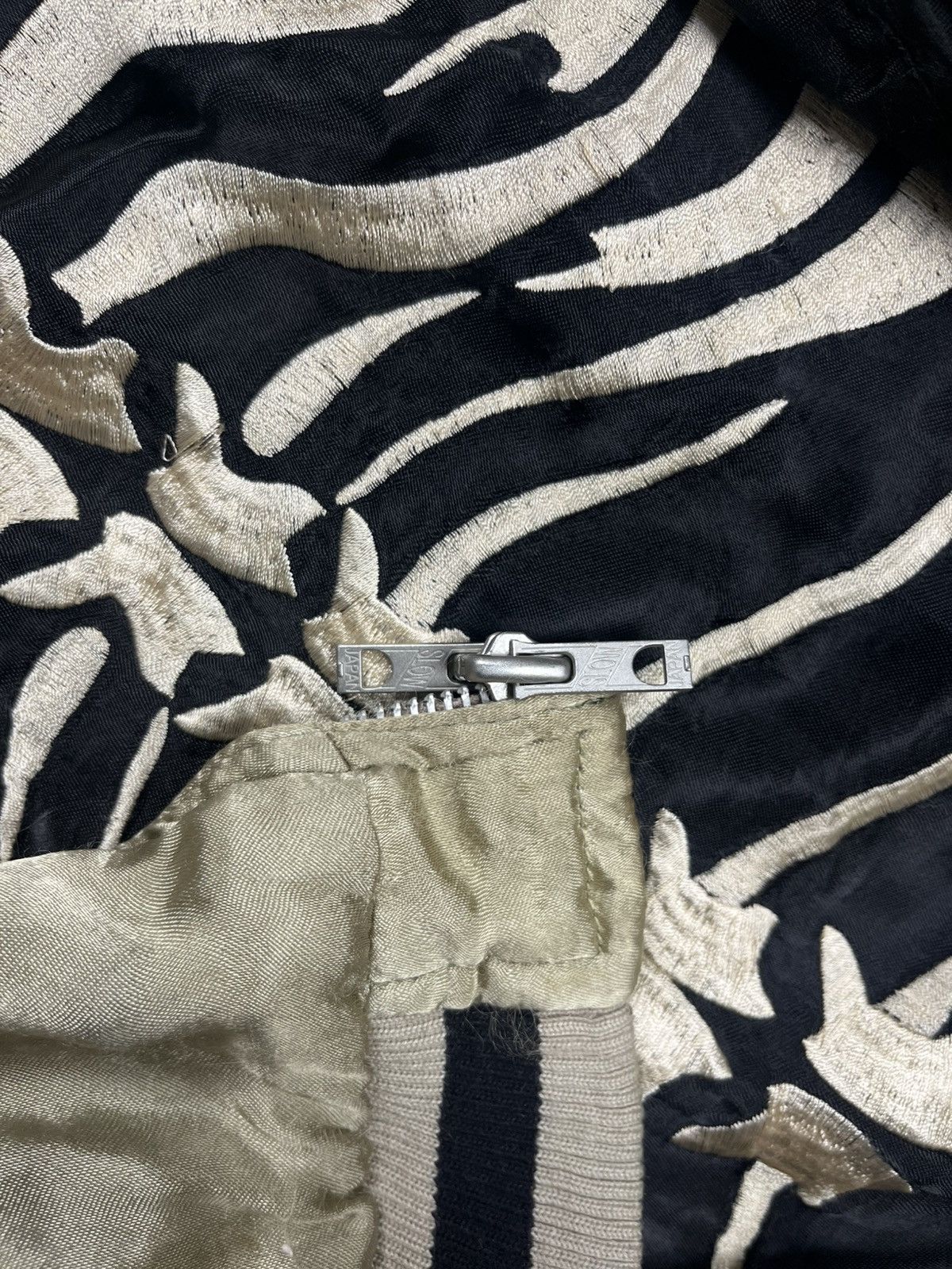 Kapital Back street crawler skeleton rayon souvenir sukajan jacket Size US M / EU 48-50 / 2 - 12 Thumbnail