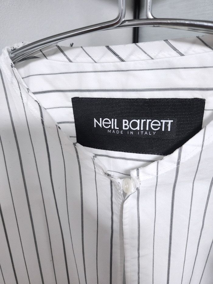 Neil Barrett NEIL BARRETT STRIPED MEN'S LOOSE FIT ASYMMETRIC DRESS Size S / US 4 / IT 40 - 3 Thumbnail