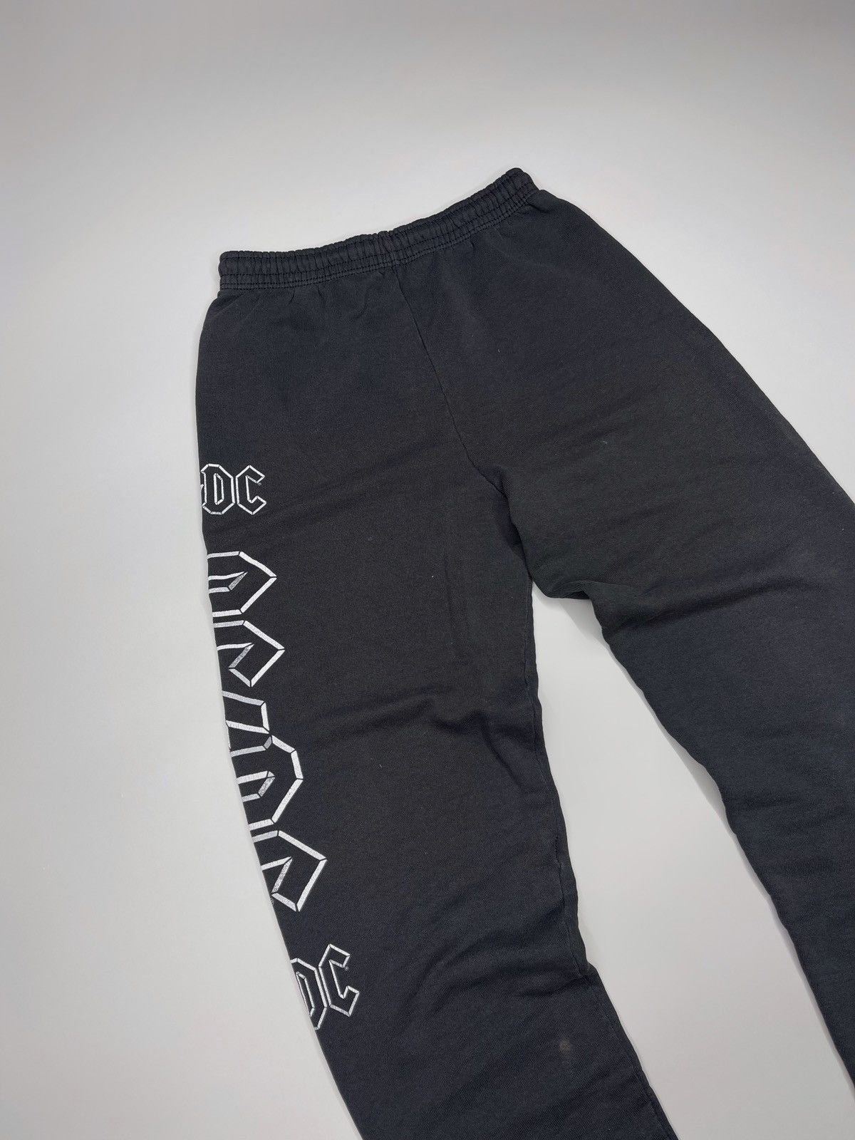 VINTAGE 1991’S AC/DC SWEATPANTS