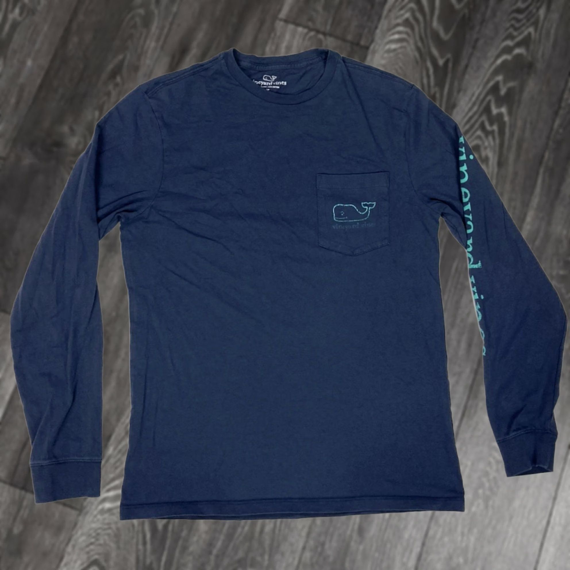 Vineyard Vines Vineyard Vines Graphic Pocket T-shirt Men XS Blue Long Sleeve Crew Neck Shirt Men XS Blue Graphic Print Pockets Logo Regular Cotton Size US S / EU 44-46 / 1 - 1 Thumbnail