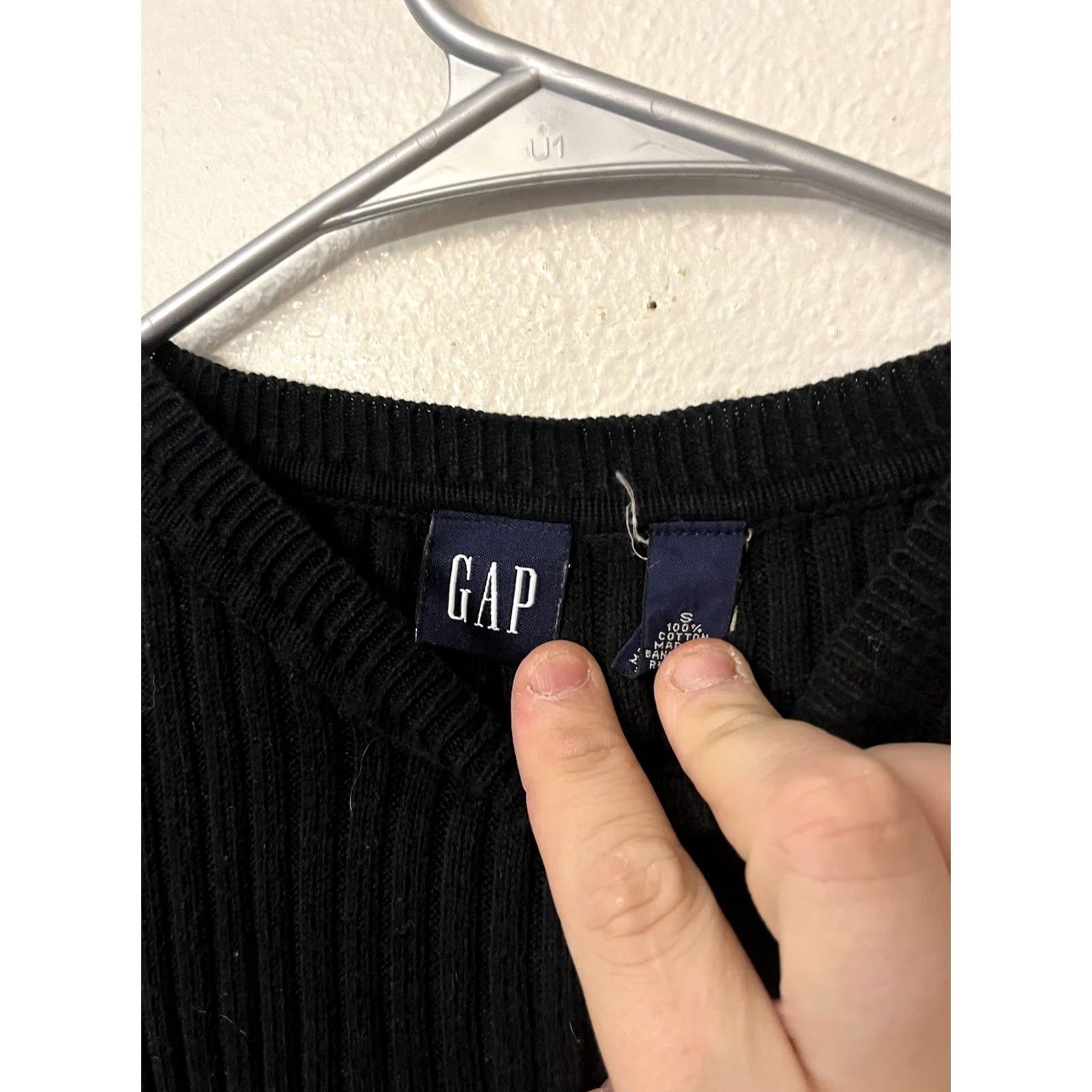 Gap GAP Women’s Sweater Round Neck Solid Black Small Y2K Ribbed Cable-Knit Pullover, Lightweight, Regular, Size S, Women, Vintage-Style? Size S / US 4 / IT 40 - 2 Thumbnail