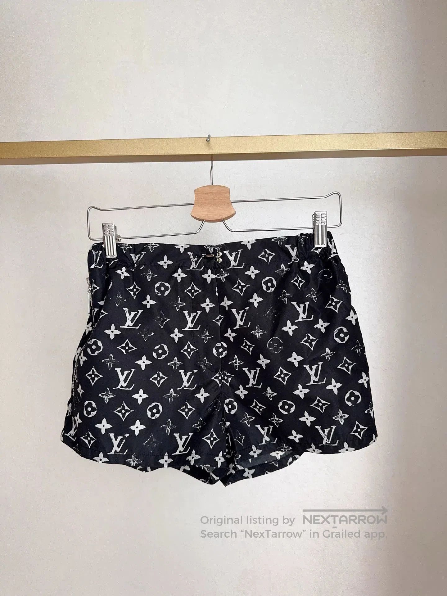 Louis Vuitton LV Black Monogram Print Casual Shorts. Size US 34 / EU 50 - 1 Thumbnail