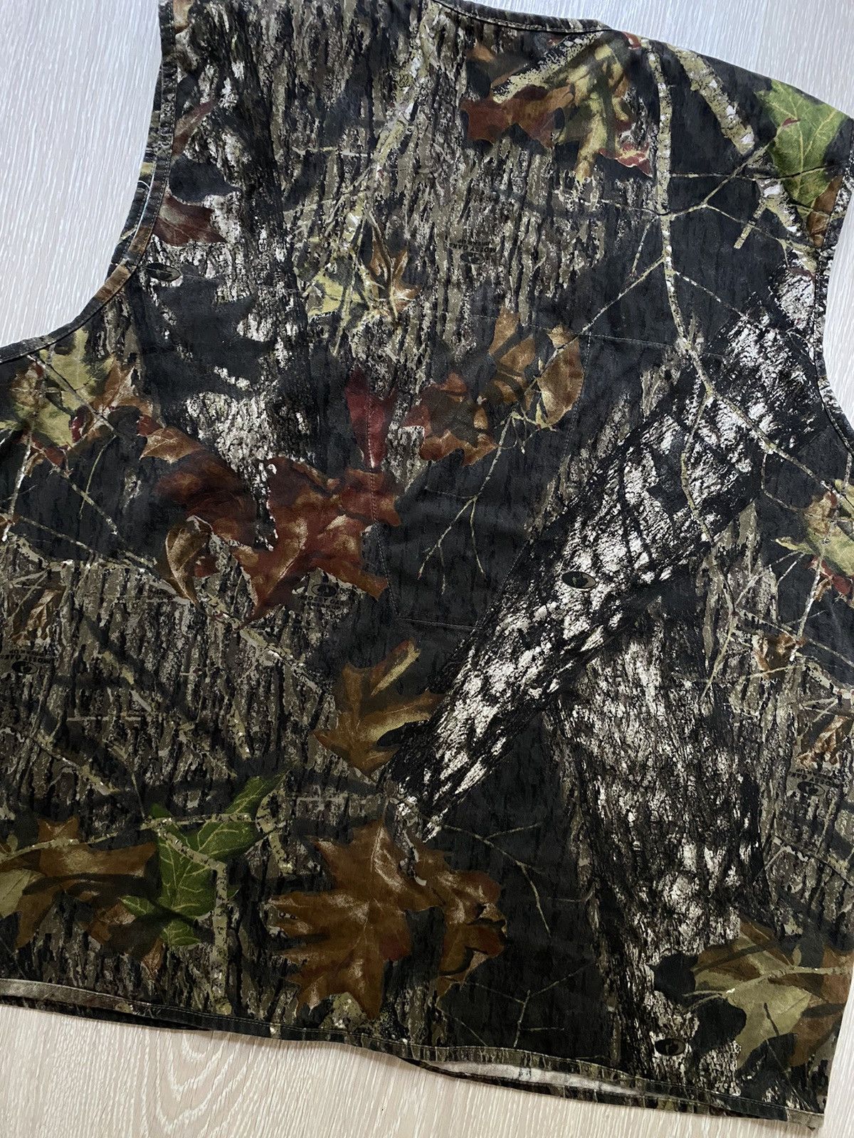 Vintage Vintage Camo Vest Realtree Streetwear Y2K Size US XXL / EU 58 / 5 - 9 Thumbnail