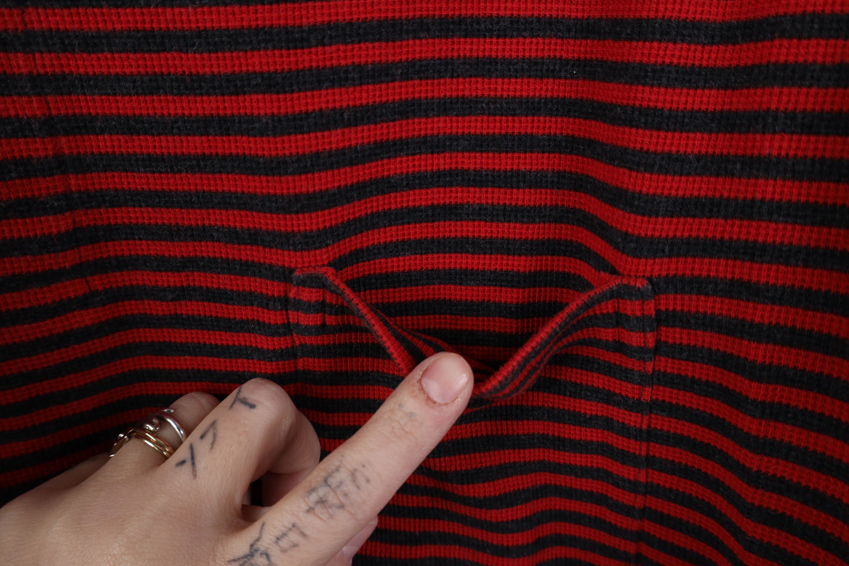 Ralph Lauren Vintage 90s Ralph Lauren Waffle Knit Golf Polo Shirt Red Size US XL / EU 56 / 4 - 6 Thumbnail
